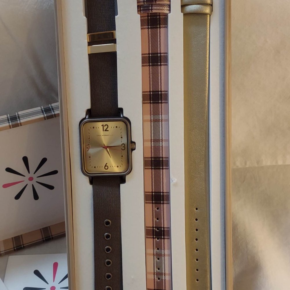 Isaac Mizrahi Live! Watch with‎ set of 3 interchangeable straps - Bronze - nwot